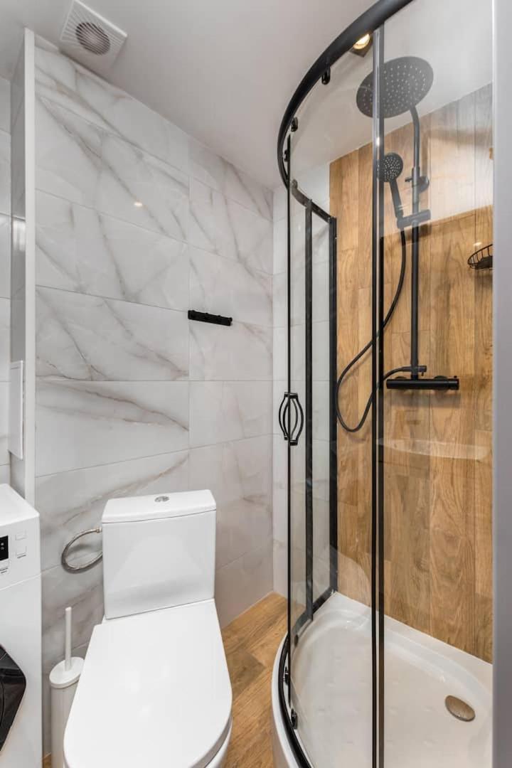 Apartment Czerniakowska 40 B *